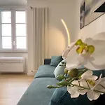 Corridoni 3C Tirabora Short Rent