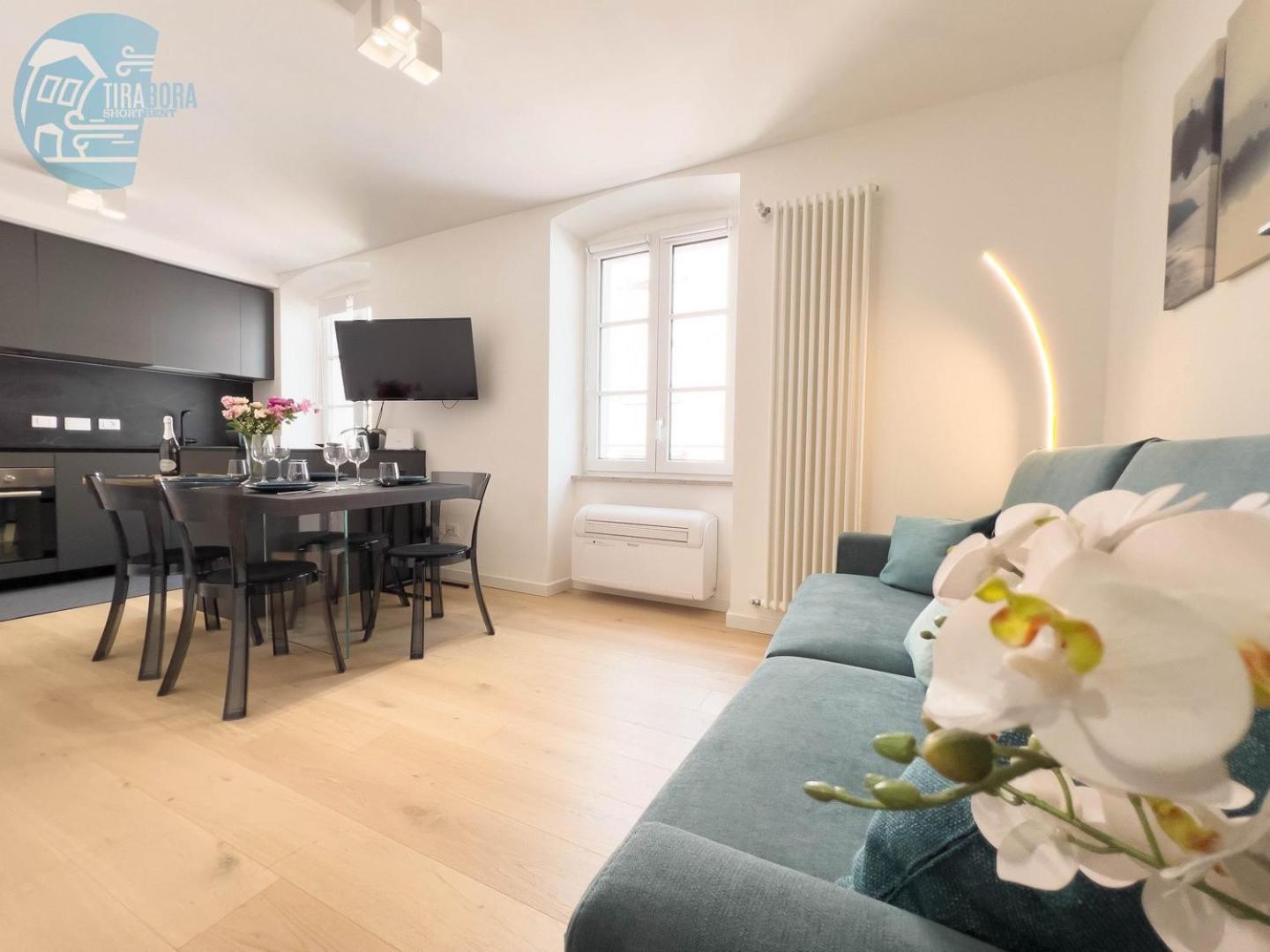 Corridoni 3c Tirabora Short Rent