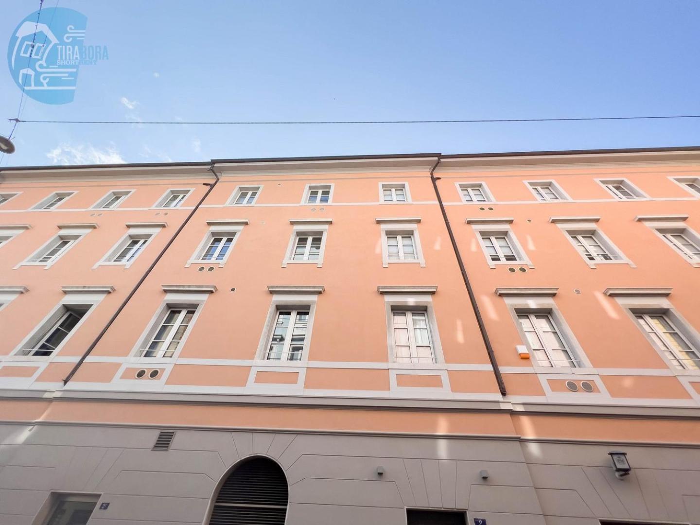 Apartment Corridoni 3c Tirabora Short Rent